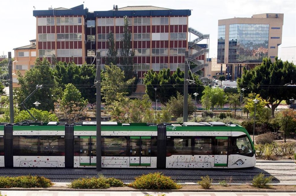 Archivo - Los metros andaluces transportan más de 23 millones de viajeros en 2021, un 33,2% más respecto al año anterior