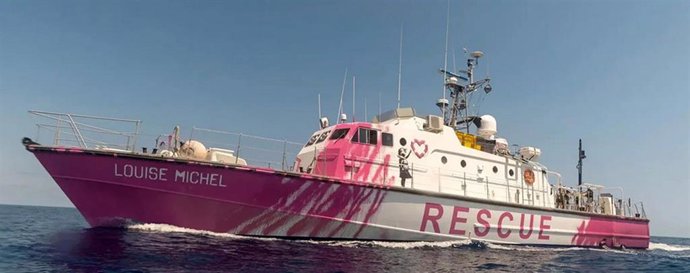 Archivo - El barco de rescate 'Louise Michel' 