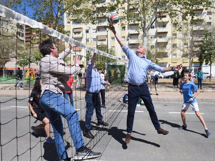 Muñoz participa en una de las actividades de 'Calle Deporte'.