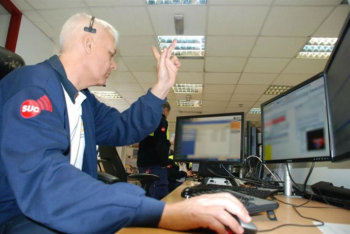 Archivo - Médico coordinador del Servicio de Urgencias Canario (SUC)