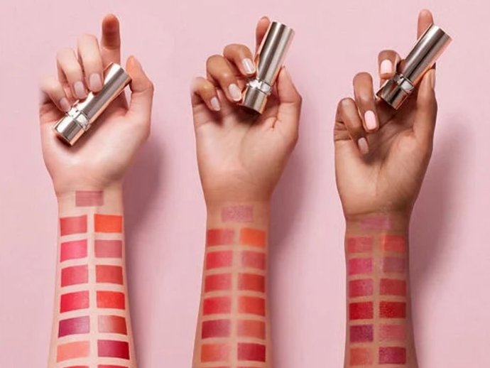 ¿Te Imaginas Una Barra De Labios Que Hidrate Y Maquille Al Mismo Tiempo? Tu Sueño Hecho Realidad