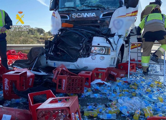 Accidente entre dos camiones en la Ex-A1