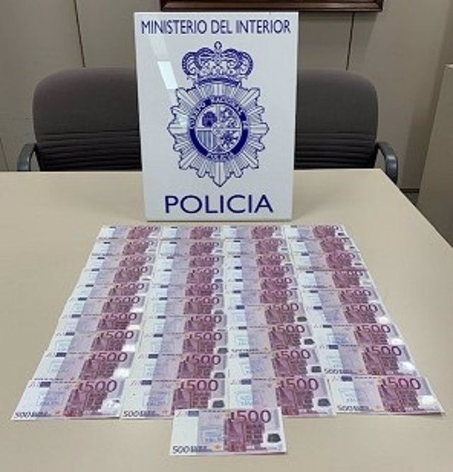 La Policía Nacional desarticula una red de distribución de billetes falsos de 500 euros