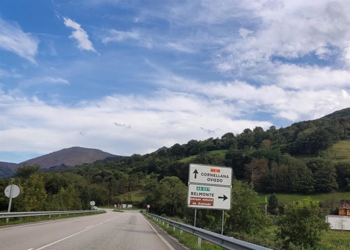 Archivo - Carretera en Asturias