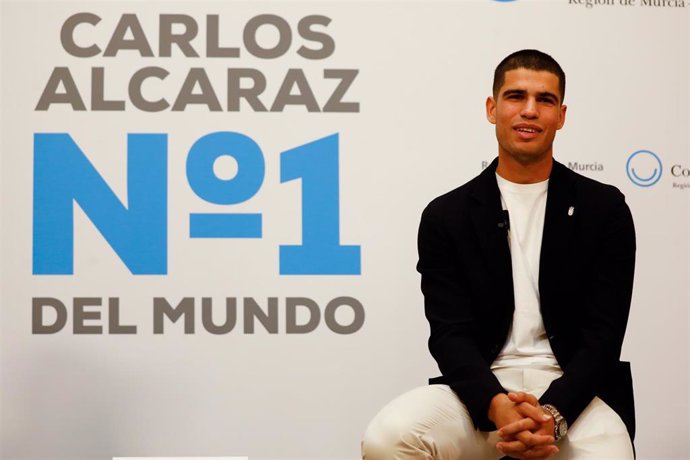 Archivo - El tenista Carlos Alcaraz en el Palacio de San Esteban de Murcia, a 23 de septiembre de 2022, en Murcia (España). 