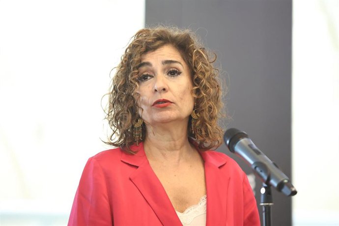 La ministra de Hacienda y Función Pública, María Jesús Montero, este viernes