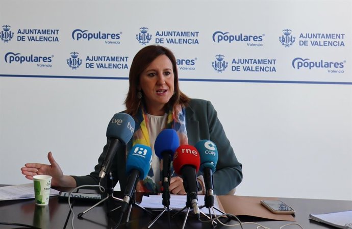 Catalá critica que "no haya máquinas" en el Canal de Acceso "dos meses después de la foto propagandística"