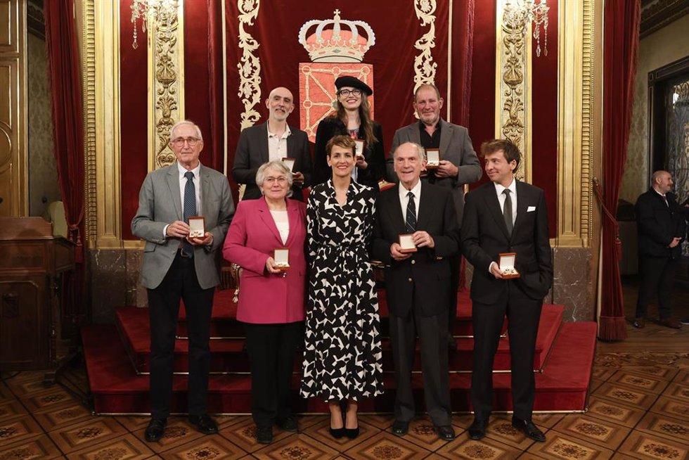 La presidenta de Navarra, María Chivite, preside el acto de entrega de las Cruces de Carlos III en su edición de 2023.