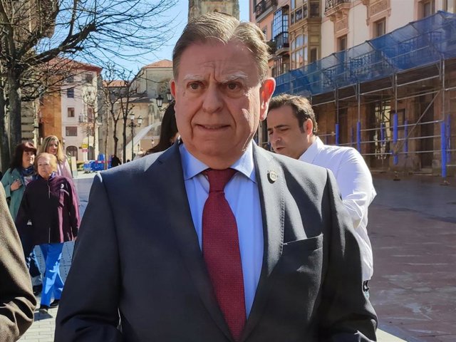 El alcalde de Oviedo, Alfredo Canteli, en el Oviedo Antiguo.