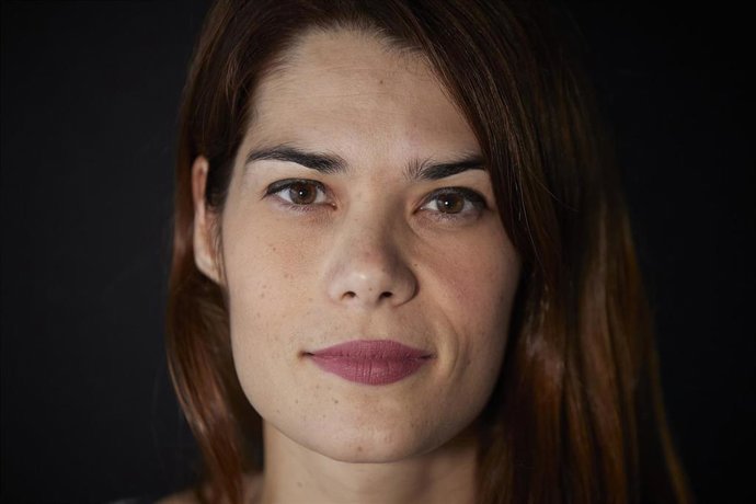 Archivo - La coportavoz de Podemos, Isa Serra, posa para Europa Press en la sede de su partido, a 5 de diciembre de 2022, en Madrid (España).