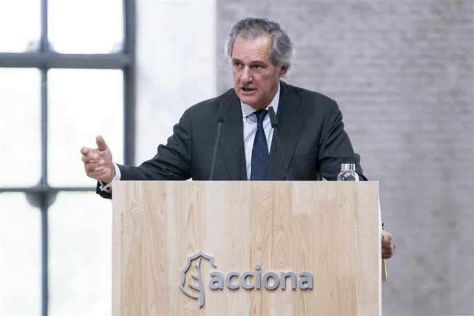 Archivo - El presidente de Acciona, José Manuel Entrecanales, durante la segunda convocatoria de la Junta General Ordinaria de Accionistas 2022