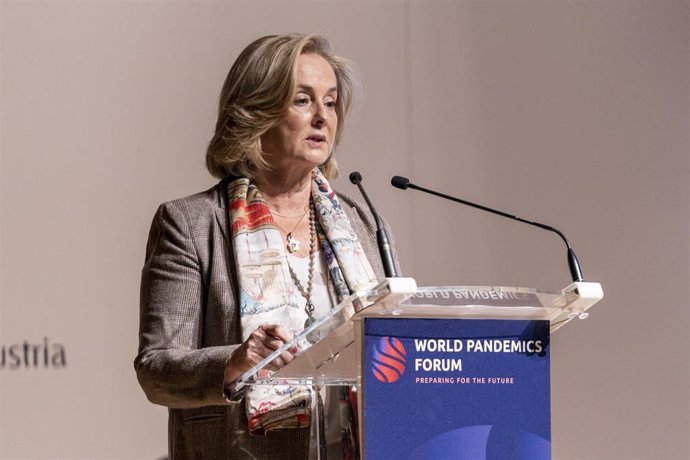 Archivo - La secretaria general de Fenin, Margarita Alfonsel, interviene en la inauguración del World Pandemics Forum, en IFEMA, a 19 de noviembre de 2021, en Madrid, (España).