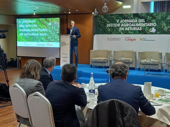 Fotos Y Audios Consejero De Medio Rural En Jornada Del Sector Agroalimentario
