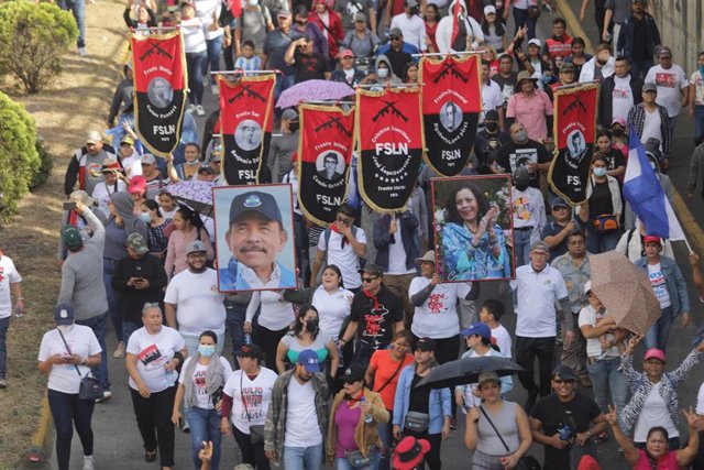 Archivo - Concentración de simpatizantes del Gobierno de Daniel Ortega en Managua, Nicaragua