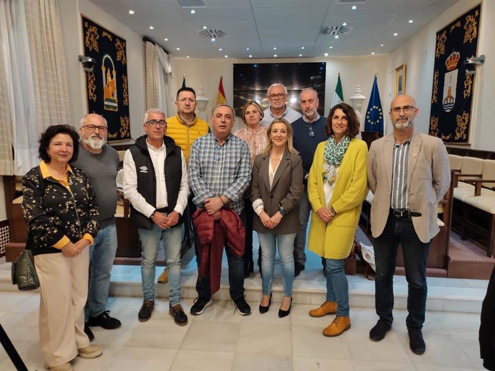 Sindicalistas de Correos en el Ayuntamiento de Alcalá