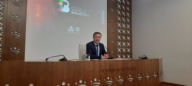 El presidente de la Diputación de Badajoz, Miguel Ángel Gallardo, en la presentación de los actos del VI Día de la Provincia