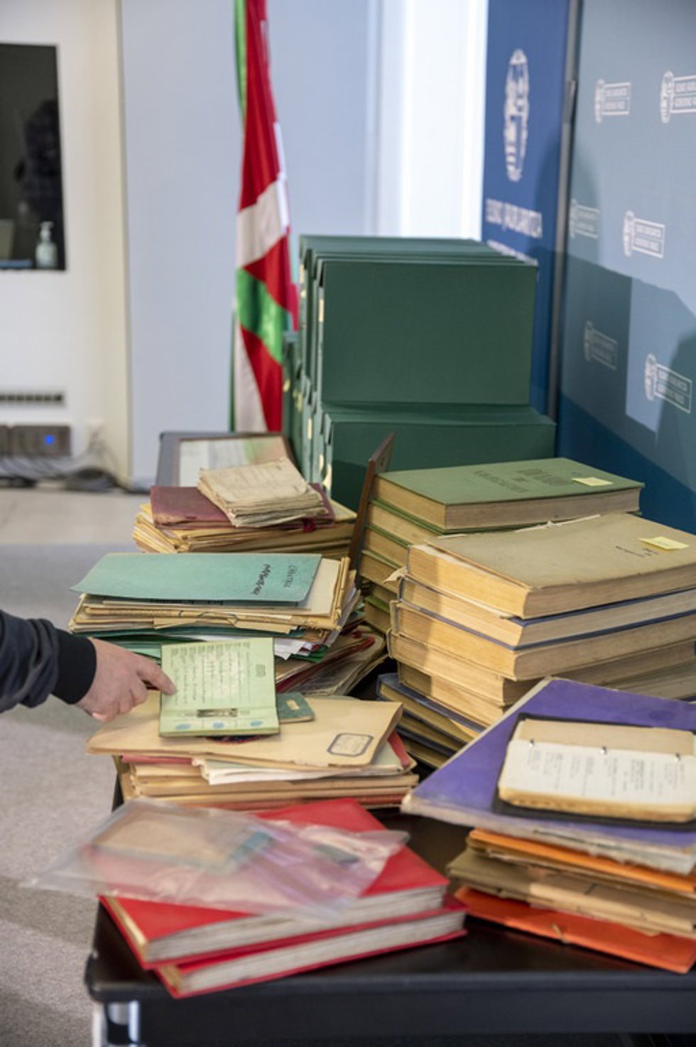 Fondos donados por la familia Sota al Archivo de Euskadi.