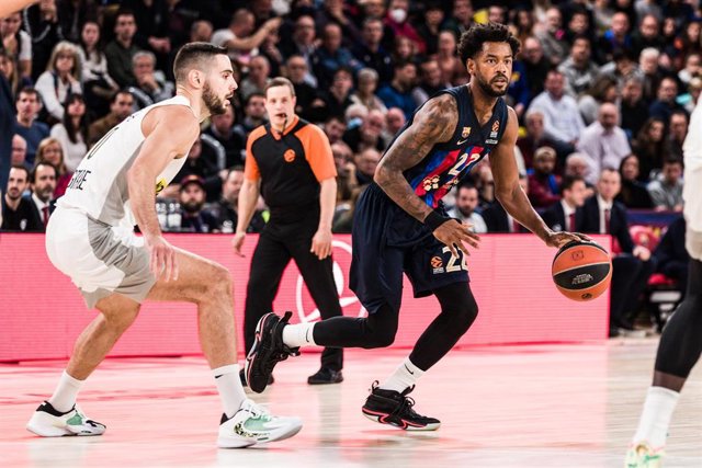 Archivo - Cory Higgins of FC Barcelona in action during the Turkish Airlines EuroLeague match between FC Barcelona and Partizan Mozzart Bet Belgrade  at Palau Blaugrana on November 22, 2022 in Barcelona, Spain.