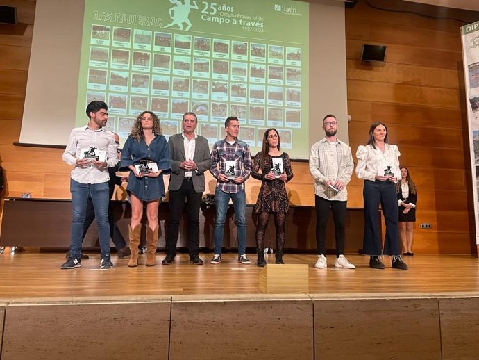 Entrega de trofeos del XXV Circuito Provincial de Campo a Través