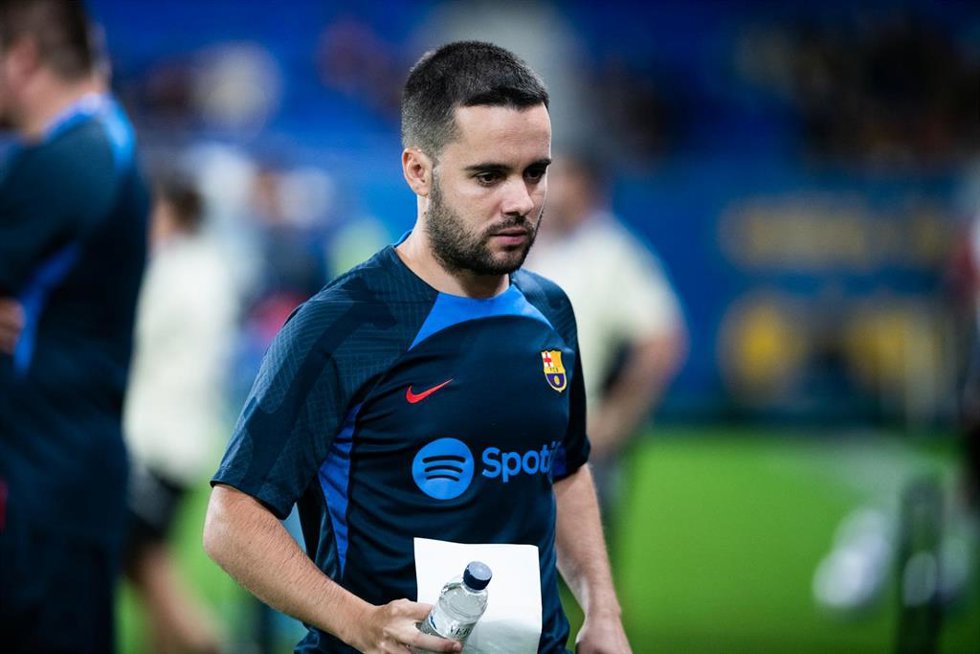 Archivo - El entrenador del Barcelona Femenino, Jonatan Giráldez, durante un partido de Champions. 