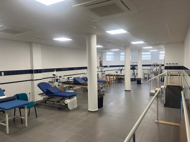 Nueva sala de fisioterapia y rehabilitación en el centro de salud de Lepe (Huelva).
