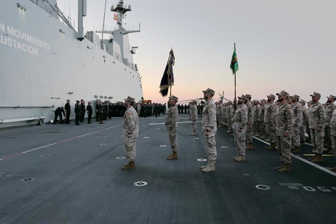 Las dotaciones del buque 'Juan Carlos I' y la fragata 'Victoria' regresan a Rota tras despliegue 'Dédalo 23'