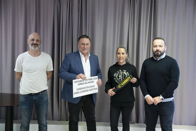 Ayuntamiento, discotecas y otros locales de ocio de Pamplona aúnan esfuerzos para mejorar la seguridad en el interior de los locales y el entorno de las zonas de fiesta.