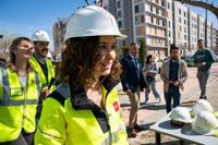 Ayuso critica que Lobato intente "llamar la atención" a costa de la residencia mayores de Alcalá de Henares