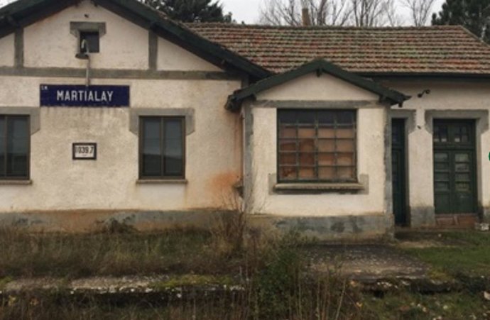 Adif pone en alquiler desde 180 euros al mes la antigua estación de viajeros de Martialay, en Alconaba (Soria)