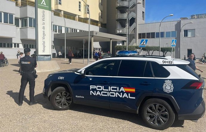 Nota De Prensa + Foto "La Policía Nacional Refuerza Su Presencia En Torno A Centros Sanitarios De La Provincia De Málaga Para Prevenir Nuevas Agresiones "