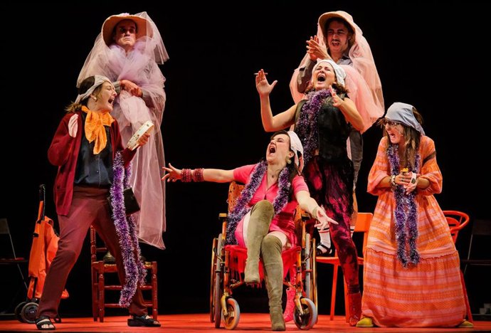 'Las Bingueras', Nueva Propuesta Teatral De Las Niñas De Cádiz, Llega Al Lope De Vega.