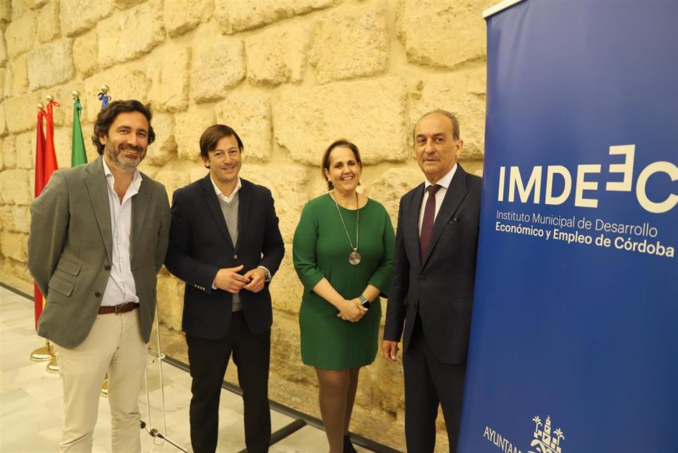 Esteban Almirón, Gonzalo Esparza, Blanca Torrent y Gabriel Pérez Alcalá.
