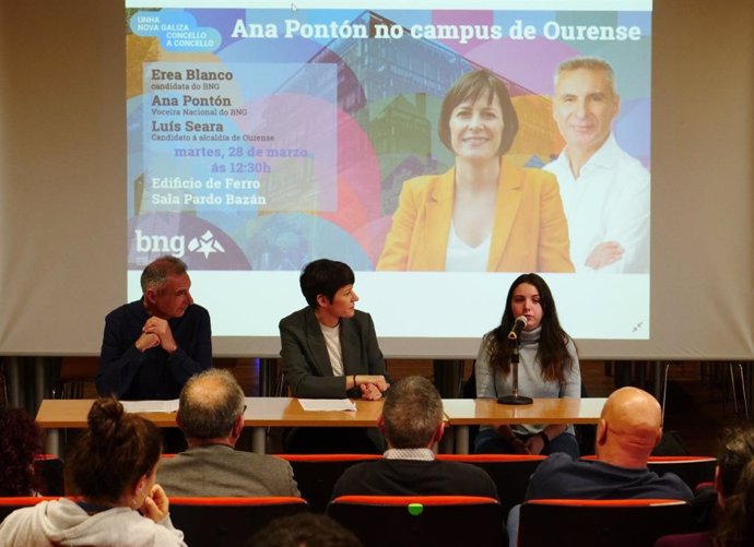 Ana Pontón en un acto en la Facultade de Educación de Ourense