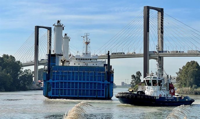 Archivo - Dársena del Puerto de Sevilla.