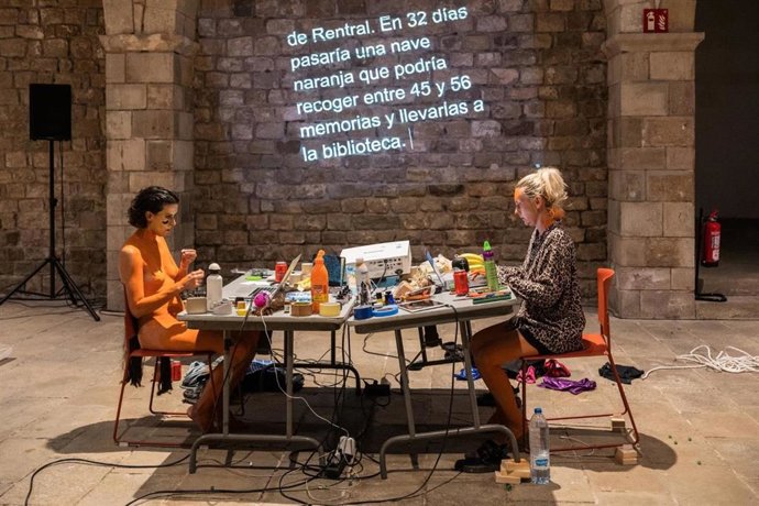 La Mutant de Valncia se convertirá, el próximo 1 de abril, en un espacio para el arte gráfico y la impresión con una jornada escénica de impresión y estampación de la que el público formará parte.