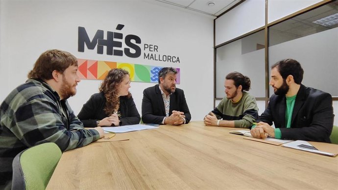 Reunión entre representantes de MÉS per Mallorca y del CJIB.