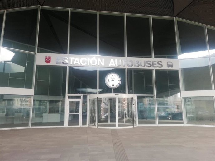 Fachada de la nueva estación de autobuses de Logroño