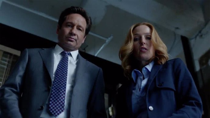 Archivo - Mulder y Scully, juntos de nuevo en el set de 'Expediente X'
