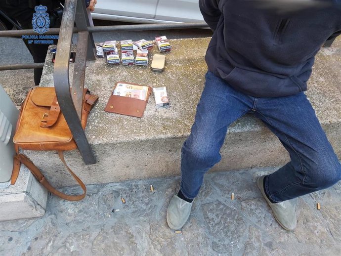 Detenido por llevar marihuana preparada para su venta en Palma