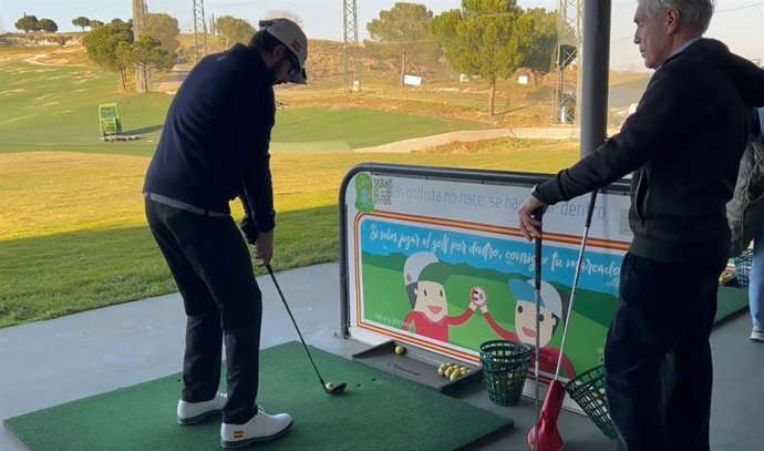 El golfista Alejandro de Miguel durante un entrenamiento