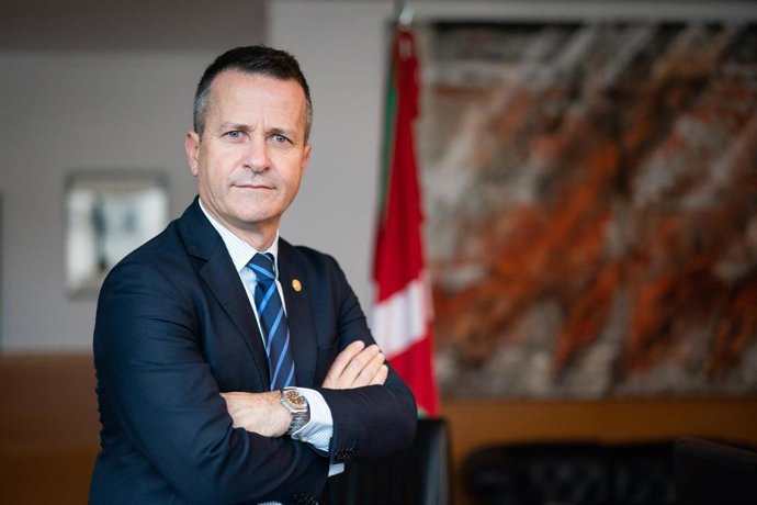 Archivo - El consejero de Educación del Gobierno Vasco, Jokin Bildarratz