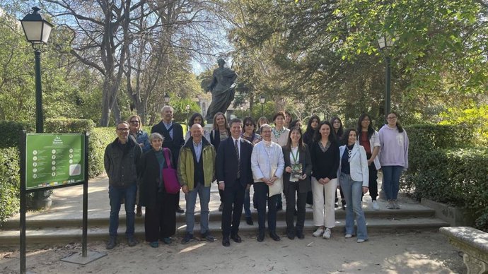 Por la izquierda, la investigadora Ana Romero, el investigador principal, Antonio Álvarez-Ossorio, el director del RJB-CSIC, Esteban Manrique y la subdirectora general del Instituto del Patrimonio Cultural de España (IPCE), Marta Hernández