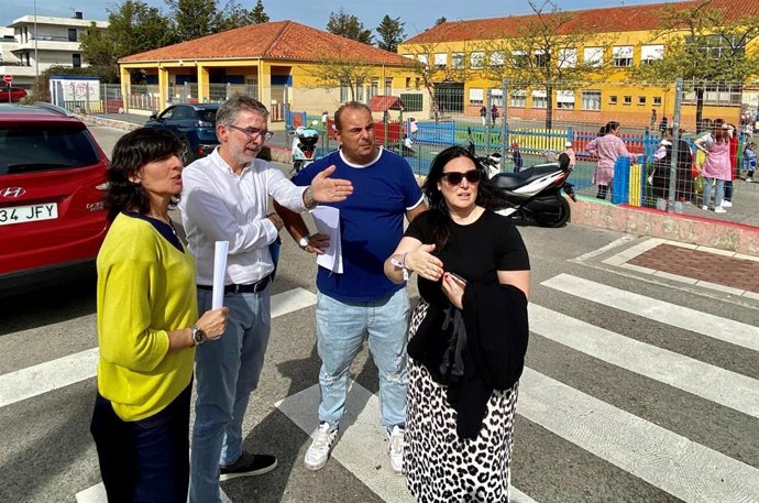 El Ayuntamiento creará un aparcamiento y mejorará la accesibilidad peatonal en el entorno del colegio Manuel Cacicedo