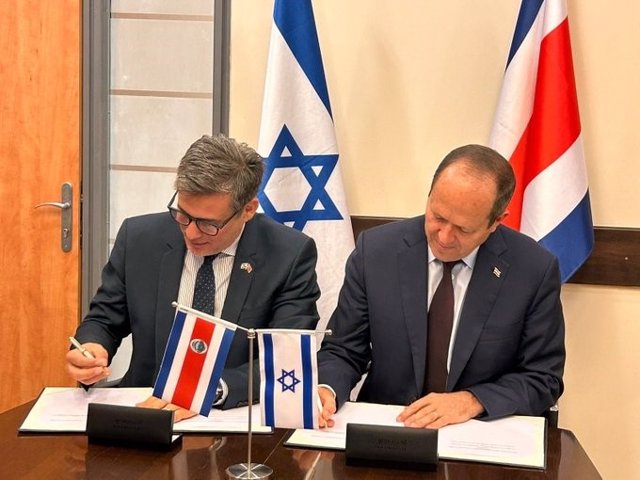 Costa Rica negociará un tratado de libre comercio con Israel