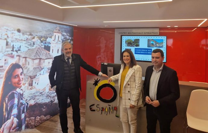 La delegada de Turismo y vicepresidenta del Patronato, Inmaculada Silas, en el acto en Roma.