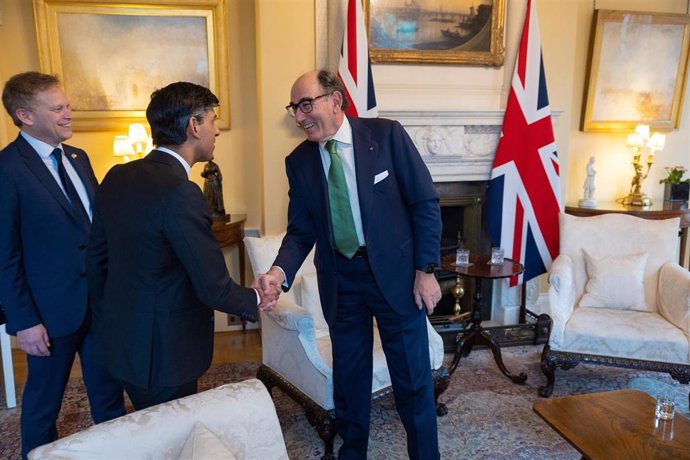 Ignacio Galán, presidente de Iberdrola; Rishi Sunak, Primer Ministro británico y Grant Shapps, Secretario de Seguridad Energética de Reino Unido