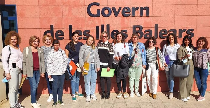 Nuevas auxiliares de enfermería de Baleares