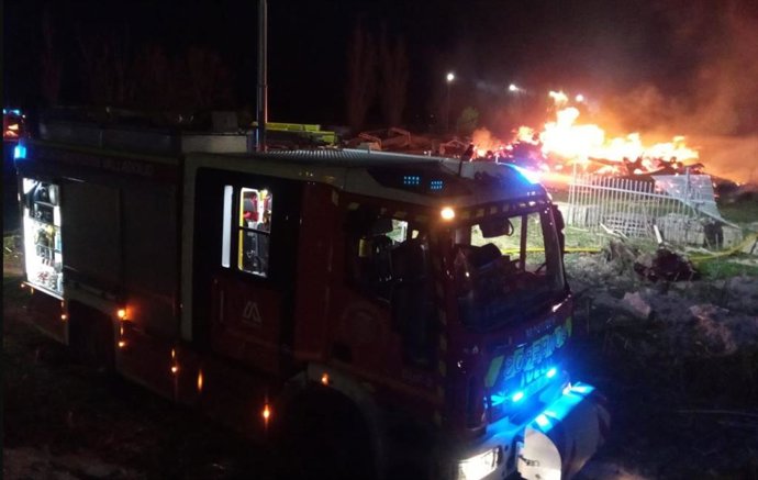 Incendio en las cercanías de Pepe Rojo, en Valladolid.