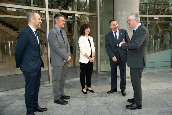 Bilbao acoge  el 'Seminario Internacional. Metrópolis de futuro', en el que han participado, entre otros, el secretario general de Transición Social y Agenda 2030 del Gobierno Vasco, Jonan Fernández, y el primer ministro de Gales, Mark Drakeford.