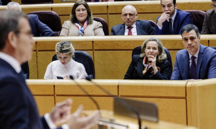 Sánchez y Feijóo en el Senado